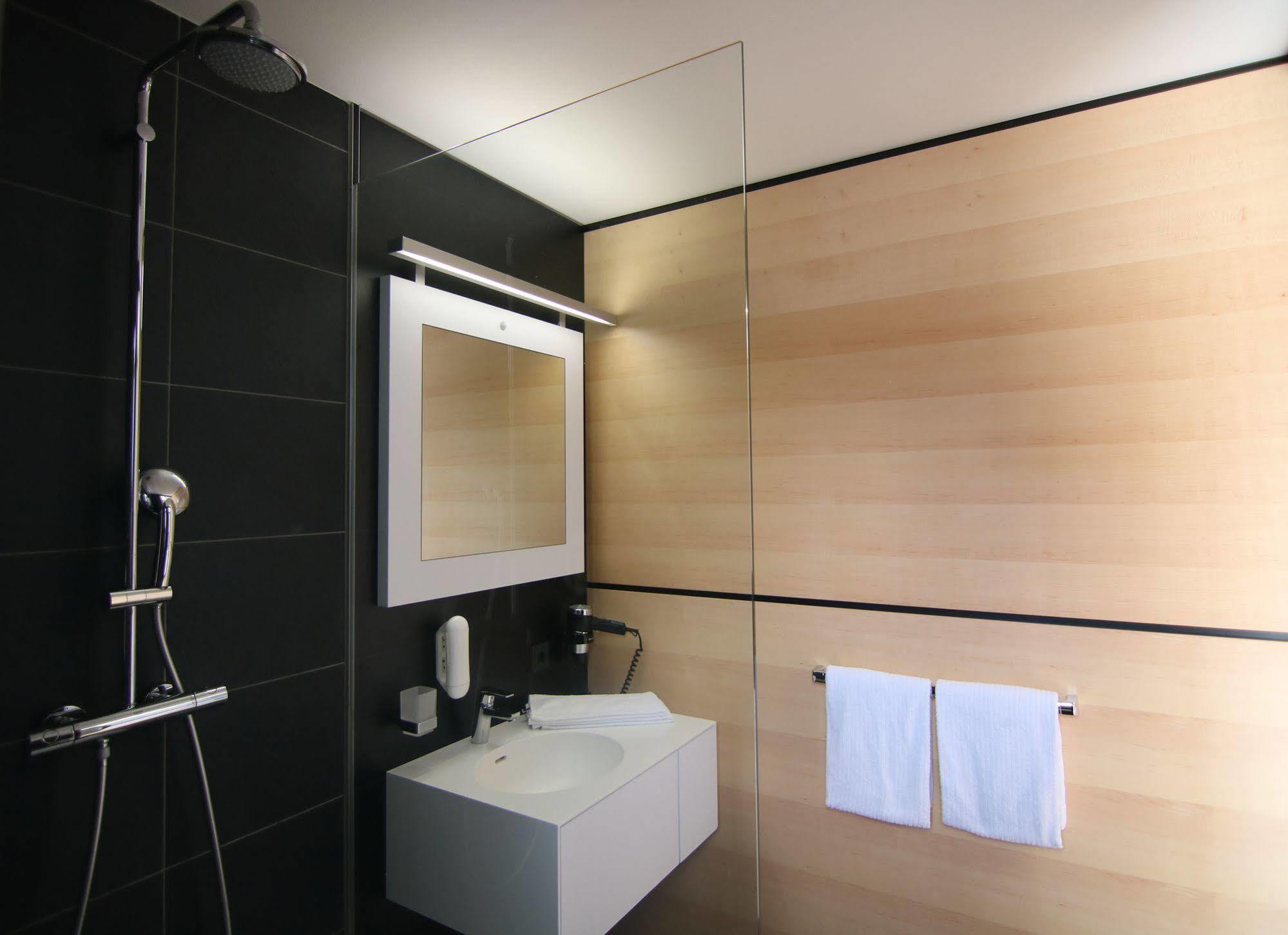 Mn Hotel By Wmm Hotels Mindelheim Zewnętrze zdjęcie
